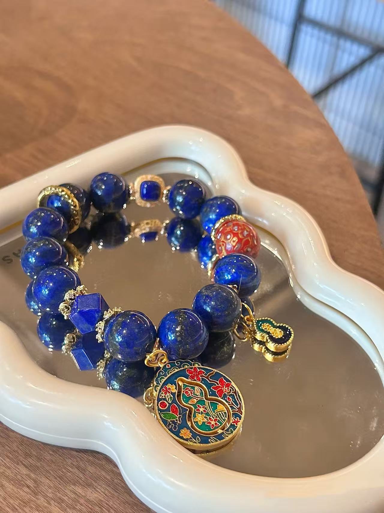 Eastern Opulence: Lapis Lazuli Healing Bracelet with Enamel Gourd & Lacquer Bead – Talisman for Wisdom & Abundance