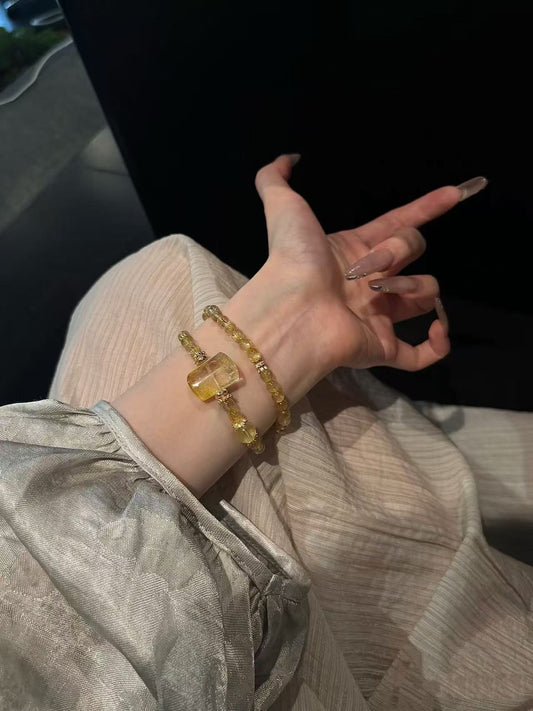 Golden Abundance: Rutilated Quartz & Golden Hair Crystal Healing Bracelet with Worry-Free Pendant – Talisman for Wealth & Success