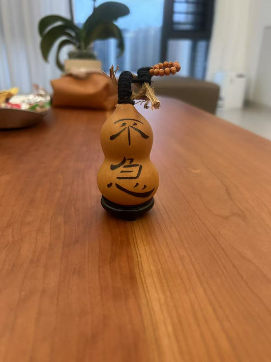 Small beautiful gourd ornaments pendant, natural gourd