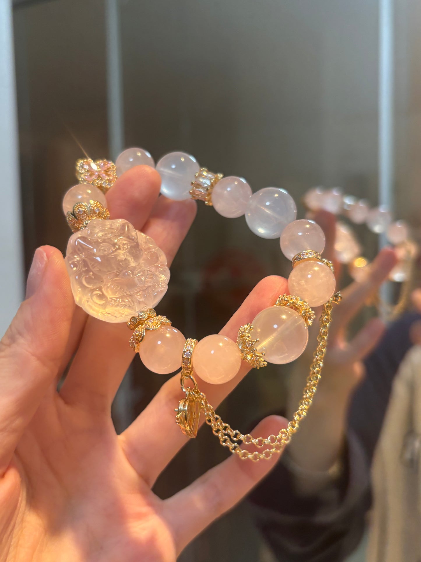 Pink wishing fox, make your fate better