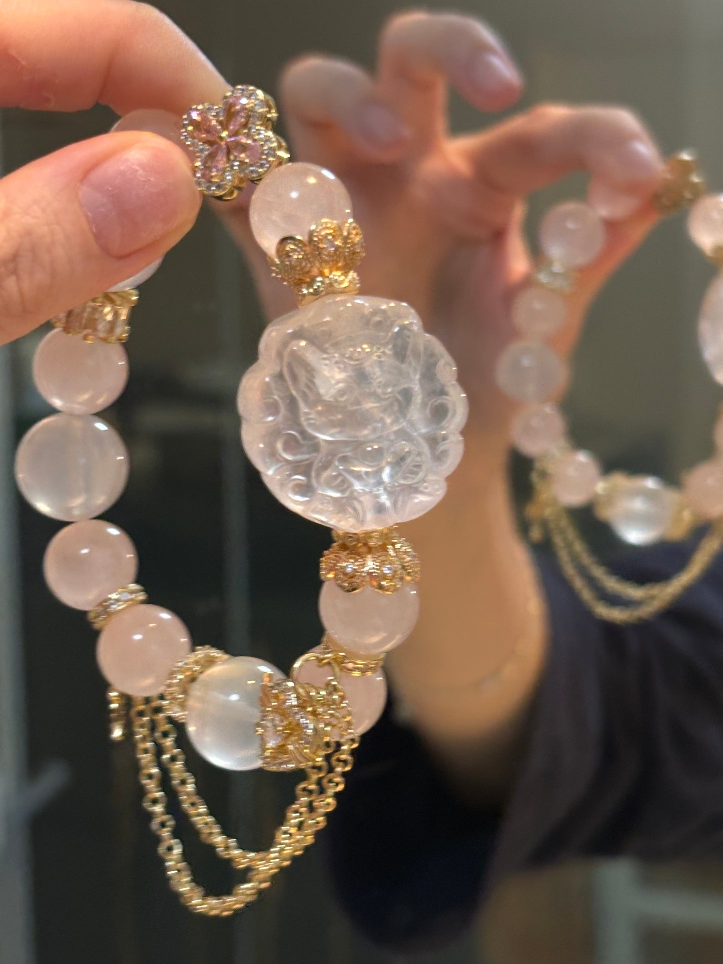 Pink wishing fox, make your fate better