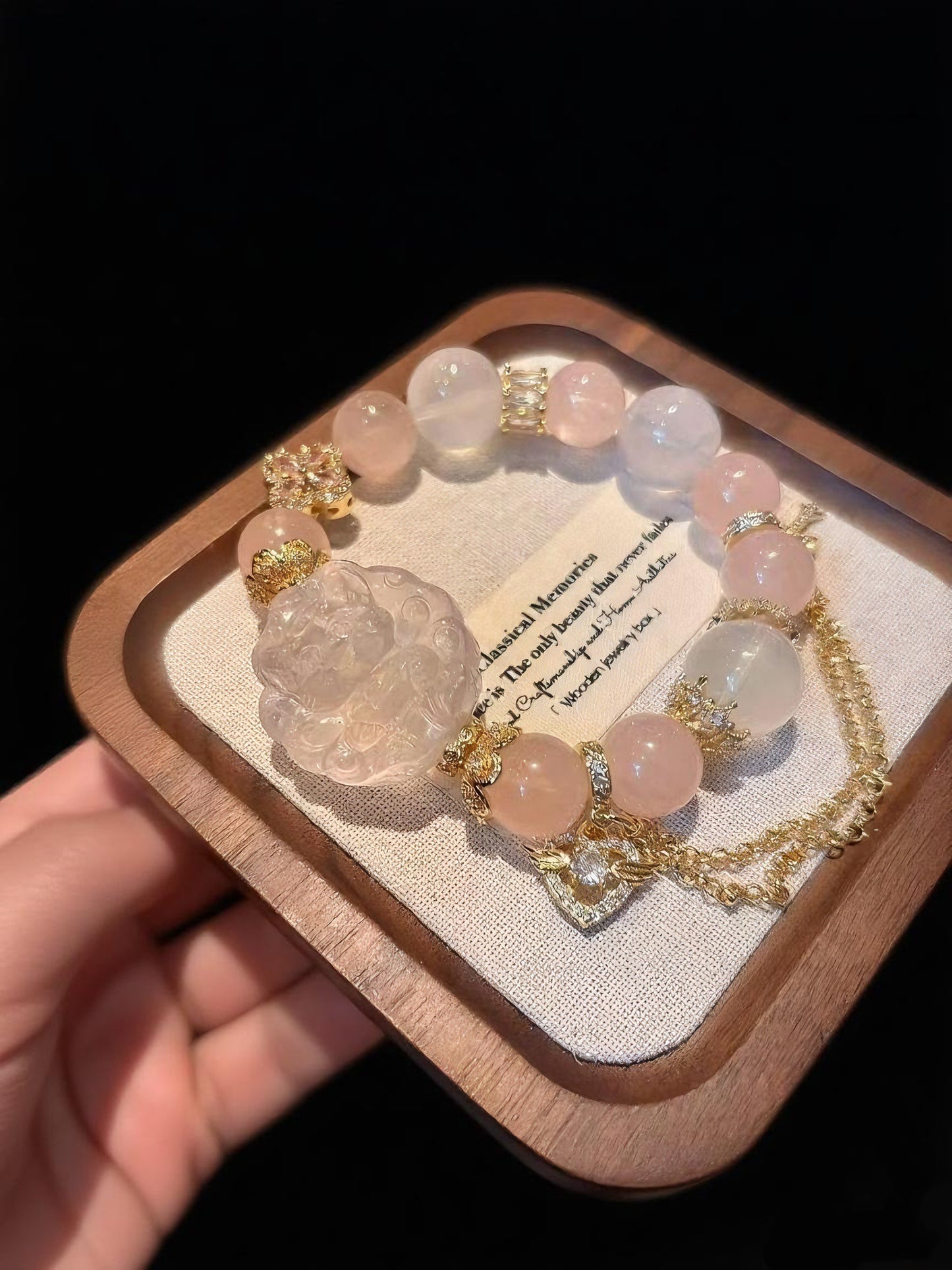 Pink wishing fox, make your fate better