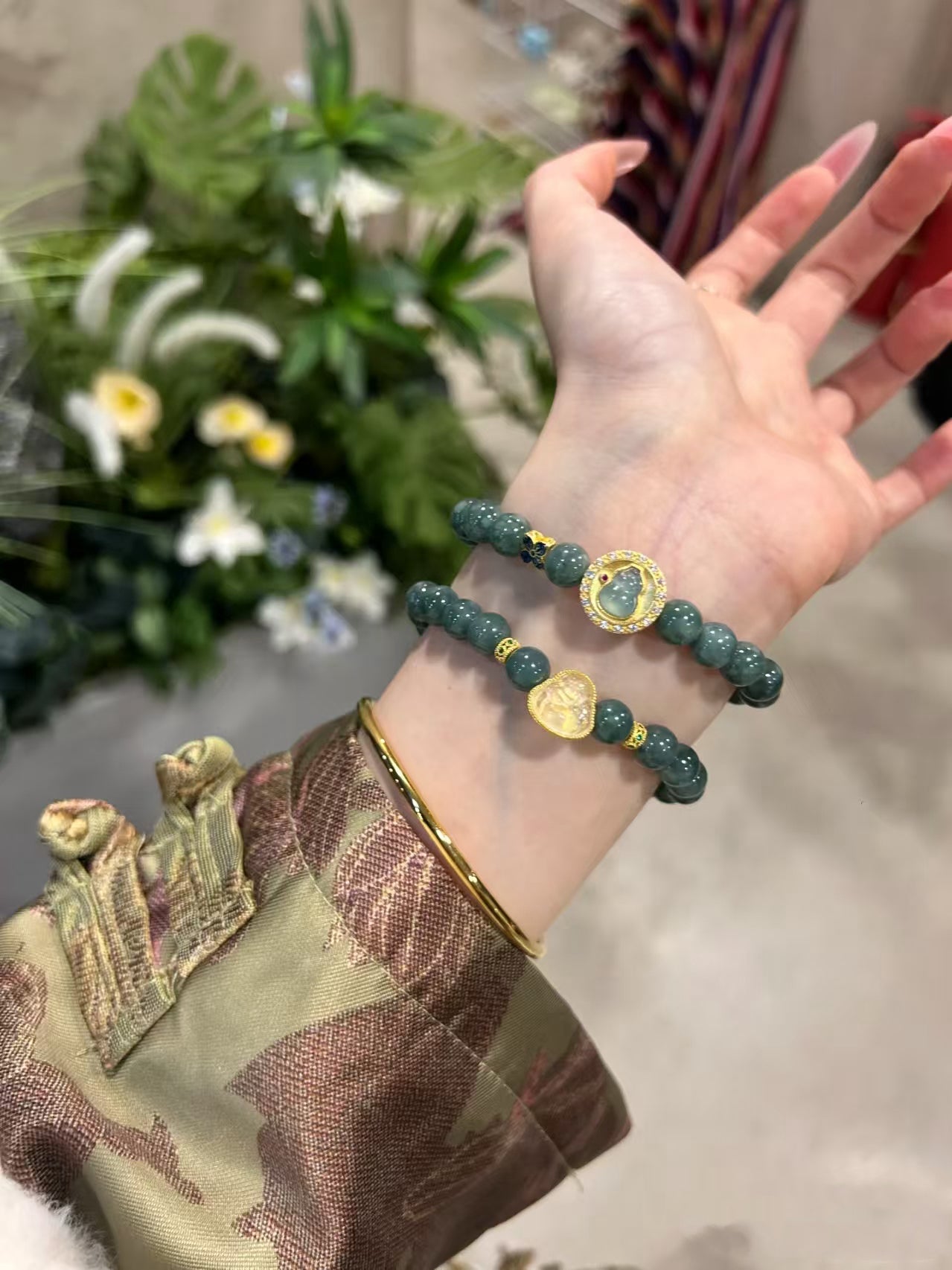 Azure翡翠Harmony: Blue - Water Jadeite Bracelet Set